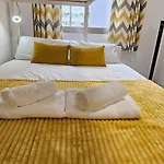 Oceana Bike & - Sea Views And Appartamento