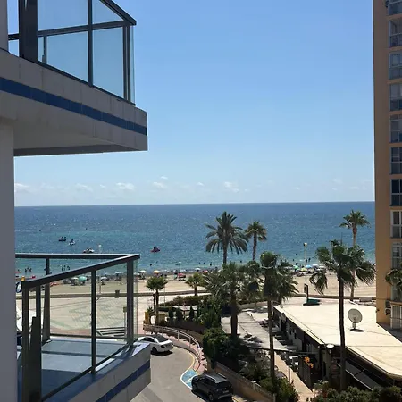 شقة Oceana Beachfront - Sea Views, Pool & كاليبي