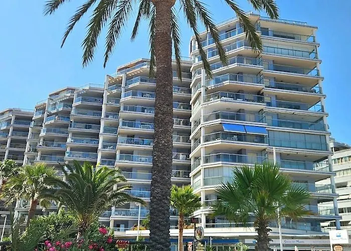Апартаменты Oceana Bike & - Sea Views And